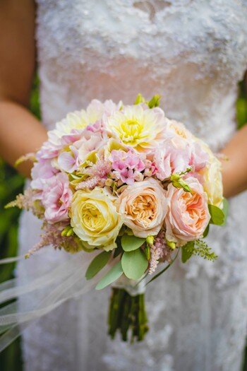 boquet fiori sposa.jpg